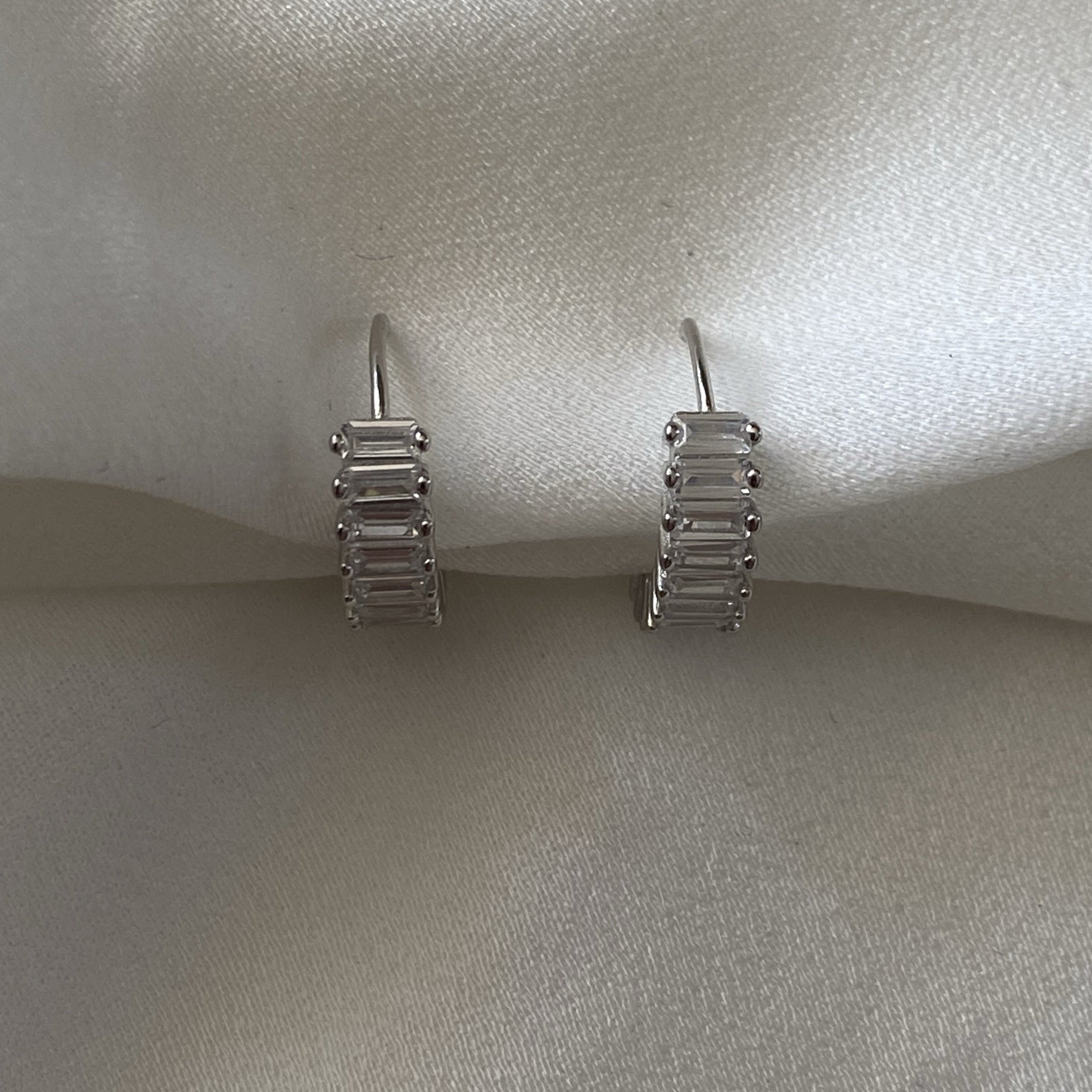 Argollas Circones Baguette Plata