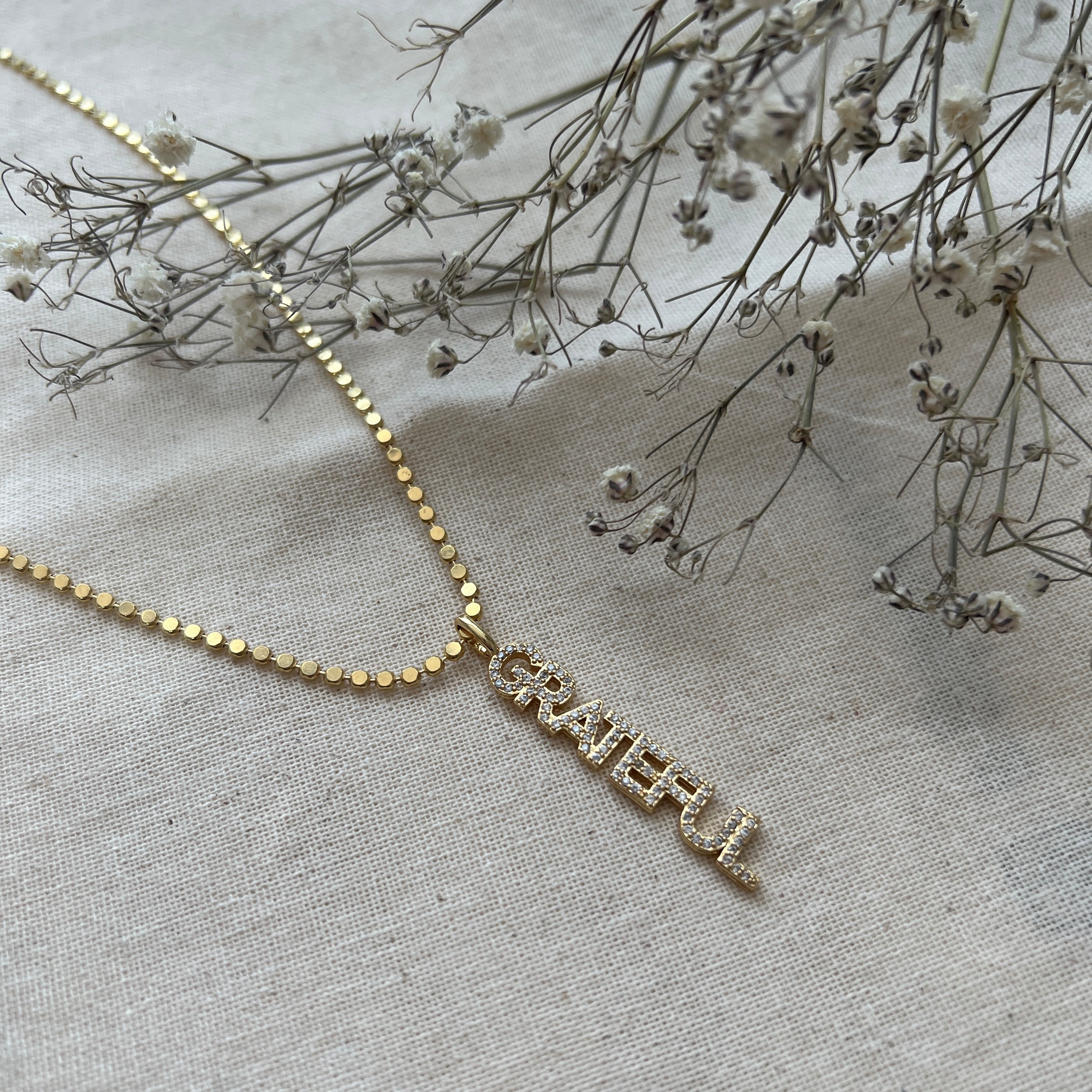 Collar Grateful Oro