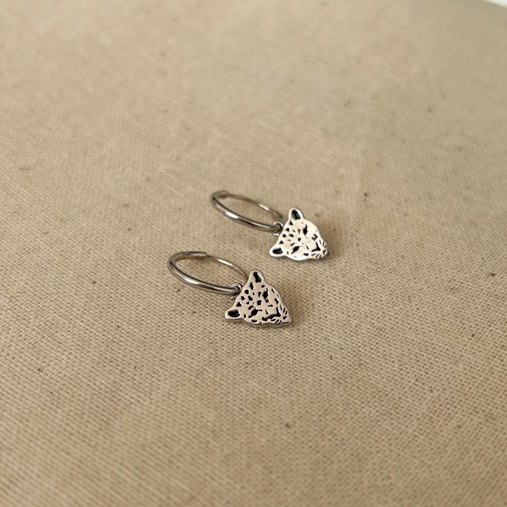 Aros leopardo plata