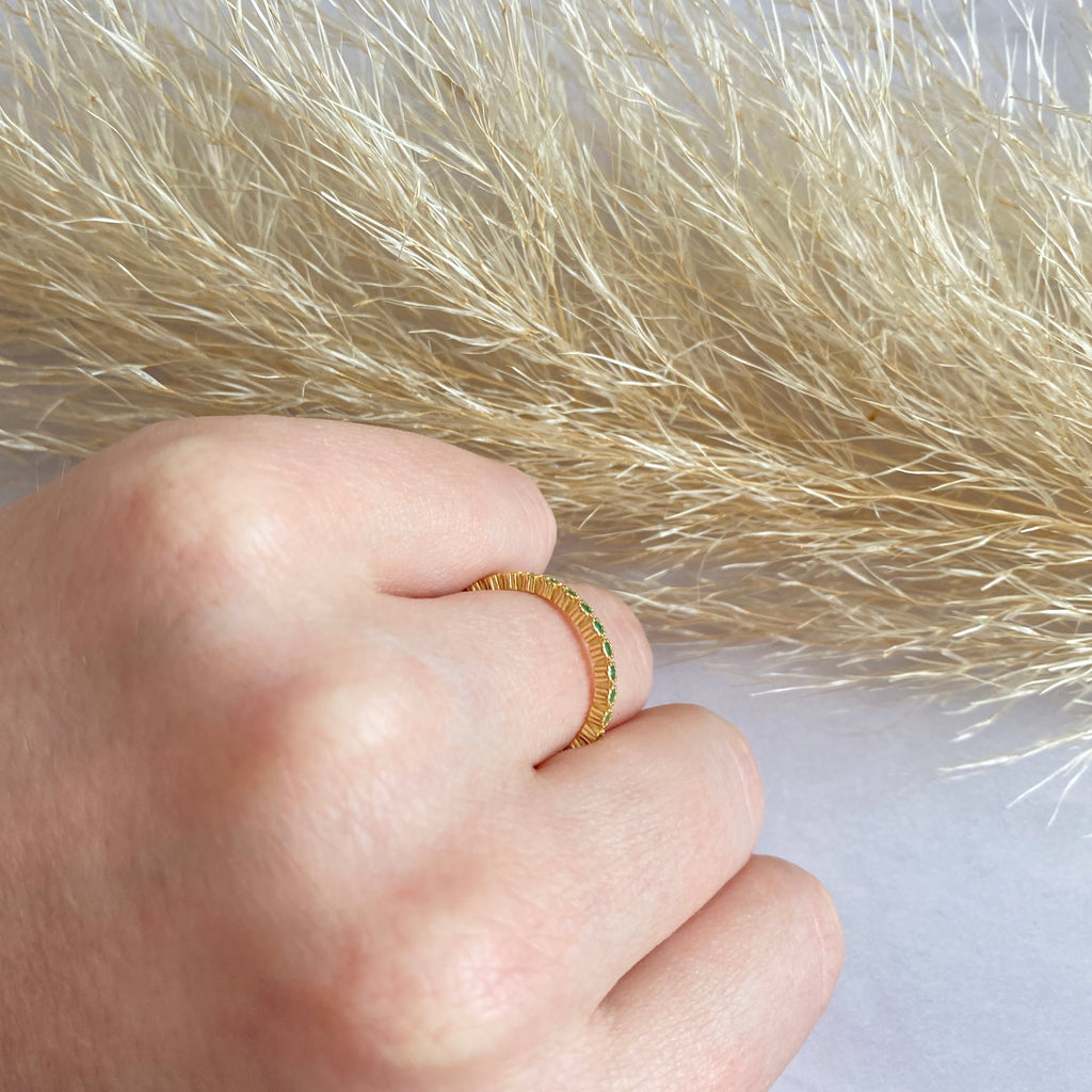 Anillo circones verdes Oro